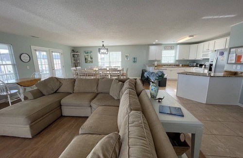 Murrells Inlet House | Dr. Sea - Second Row in Garden City Beach