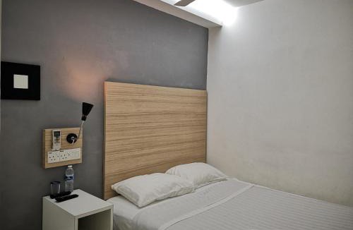 Taman Sejati Hotel | Dragon Door Hotel