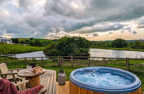 Felinfach House | Dragon's Eye - Llygad y Ddraig