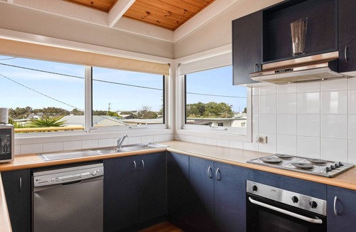 Sunderland Bay House | Dragonfly Beach House