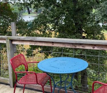 Plymouth House | Dragonfly cottage