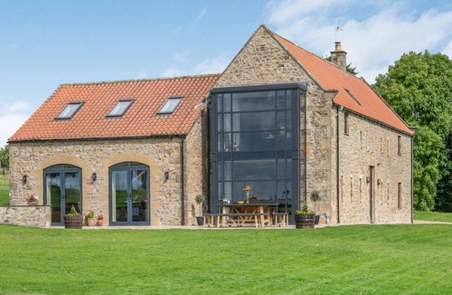 Richmond Cottage | Dragonfly - Holiday At Home