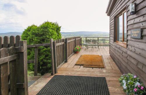 Halfway House House | Dragonfly Lodge