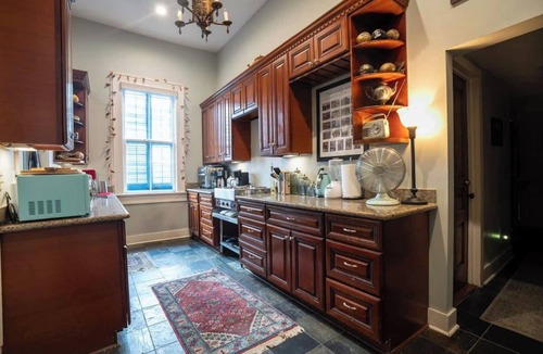 Treme House | Dragonfly Tremé-Historic-Balconies-Privacy-Near Fr.Quarter