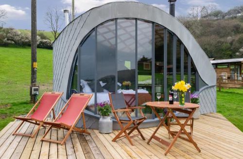 Felinfach House | Dragons Eye - Llygad y Ddraig