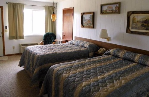 Blackduck Hotel | Drake Motel