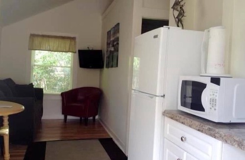 Wells Hotel | Drakes Island Resort