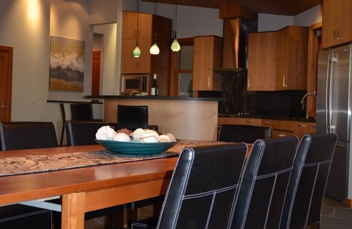 Sereno del Mar House | Dramatic Pacific Ocean Views From Every Window! See 7 Night Specials