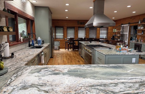 Franklin House | Dramatic Remodeled Log home with everything!