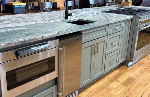 Franklin House | Dramatic Remodeled Log home with everything!