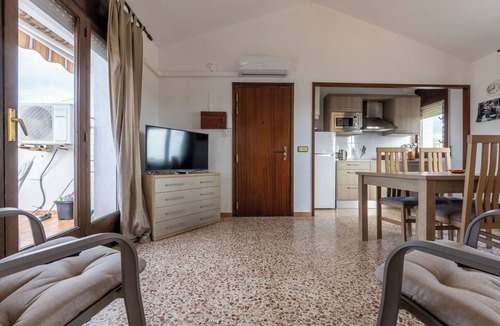 Clara Apartment | Drassanes III by Interhome