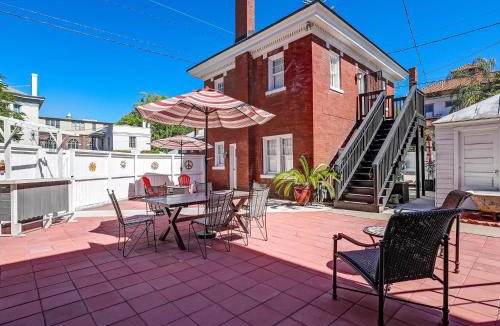 Thomas Square Apartment | Drayton Place 3