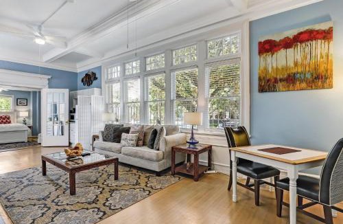 Thomas Square House | Drayton Place Estate