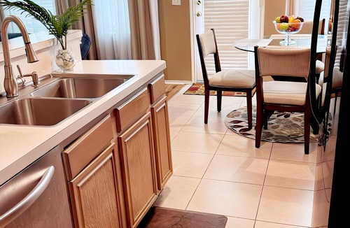 Wylie House | Dream away in this charming 3 beds home with split bedrooms for added privacy.