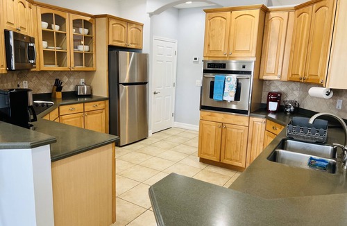 Pelican House | Dream catcher, where your dreams come true! Beachy waterfront Villa Heated pool