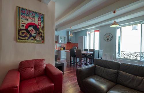 Alignan-du-Vent Apartment | DREAM COLOR