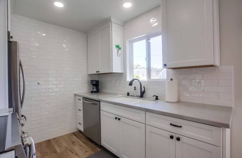 Del Mar Condo | Dream Condo steps to the beach