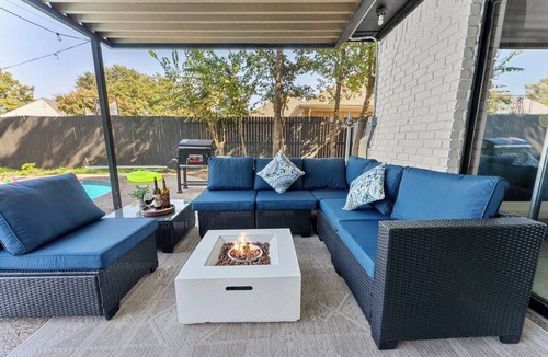 Carrollton House | Dream GetAway/Pool+HotTub+Games+Pet Friendly