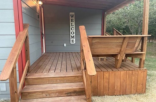Bastrop House | Dream Glamping in Texas in this Cozy, Pet-Friendly Cabin in Bastrop