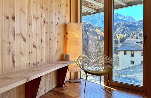 Engadin Scoul House | Dream holiday home "Buna Saira" with mountain views by the stream