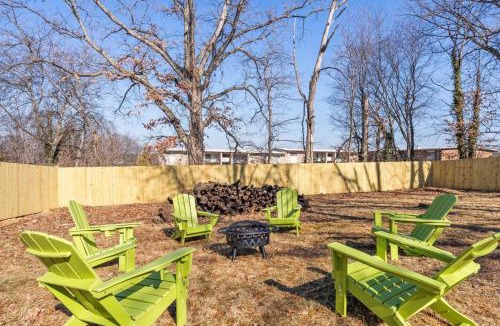 College Park House | Dream home. Centrally located near DC, parking.