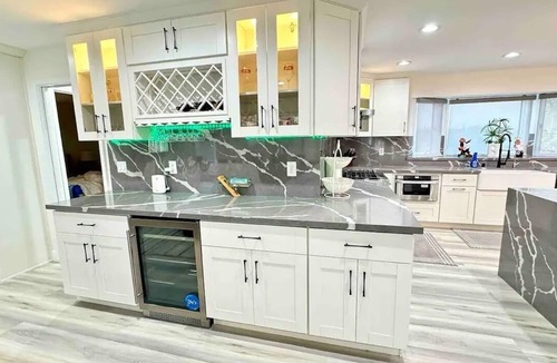 West Covina House | Dream Home with swimming pool & Jacuzzi