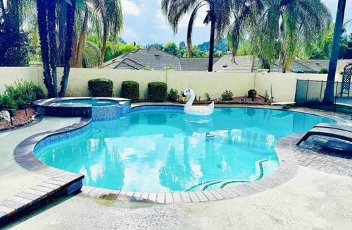 West Covina House | Dream Home with swimming pool & Jacuzzi