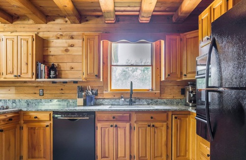 Roscoe Cabin | Dream House with Foosball and Fire Pit