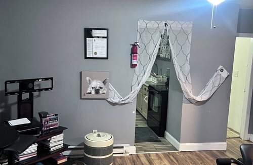 Fitchburg Apartment | Dream Inn LLC 2-bedroom apartment in fabulous Fitchburg with WiFi, fitness room