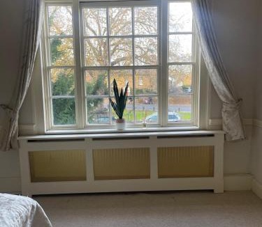 Stanwell House | Dream Lodge