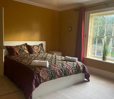 Stanwell House | Dream Lodge