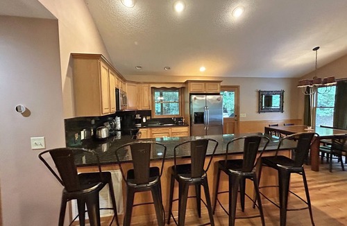 Almond Cabin | Dream on a Stream Log Cabin Lodge That Has It All!