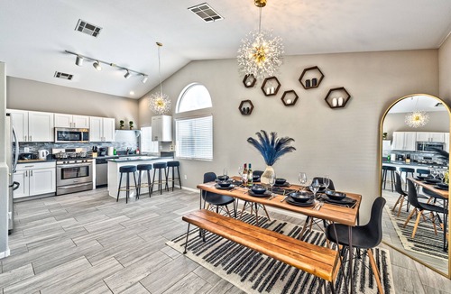 Henderson Villa | DREAM STYLISH HOME big backyard AMZING sunset!