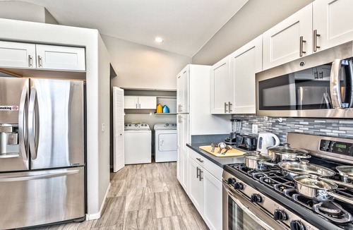 Henderson Villa | DREAM STYLISH HOME big backyard AMZING sunset!