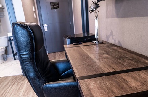 Northeast Mississauga House | Dream Suites Boutique Hotel - Private room in Mississauga