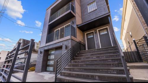 Weequahic Apartment | Dream!