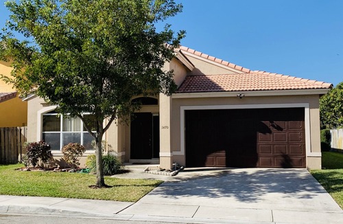 Pembroke Pines House | Dream Vacation Home