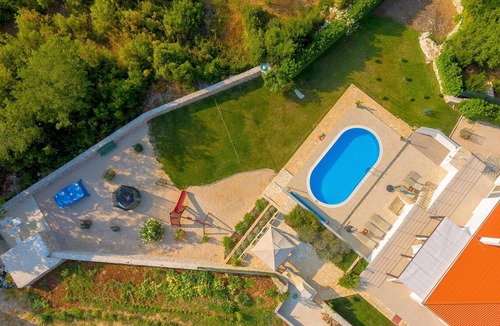 Gruda House | Dream vacation home “Summer Paradise