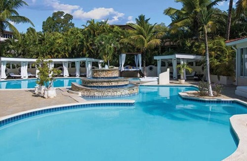 Los Maestros House | Dream vacation Resort