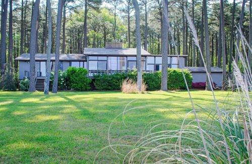 Davis Wharf House | Dreamers Bay