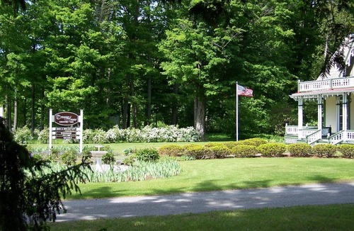 Bristol Bed & Breakfast | DreamHouse Country Inn