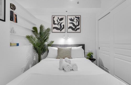 Milton Park Apartment | Dreaming at the Base of the Mountain With Parking
