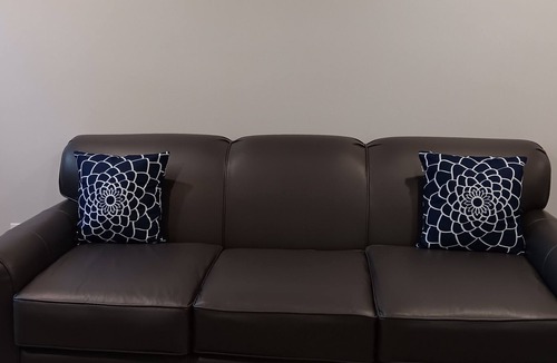 Conyers Apartment | Dreaming in Blue