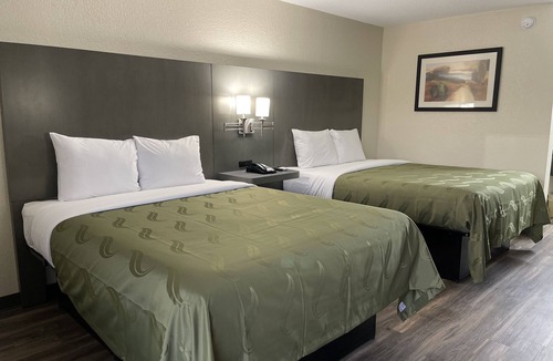 Marion Hotel | Dreamland Inn