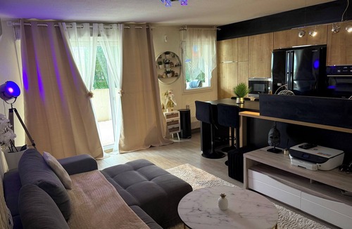 Saint-Barthelemy Apartment | Dreamlike pied-à-terre in Marseille - Comfort & Style & modern & equipped & cosy