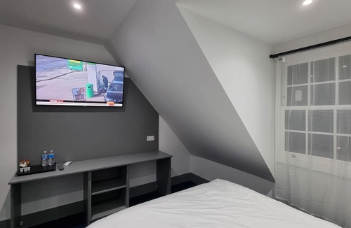 Barking Hotel | Dreams Hotel - Park View