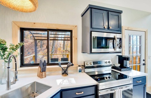 Wildwood House | Dreams of Spring at Magnolia Treehouse!