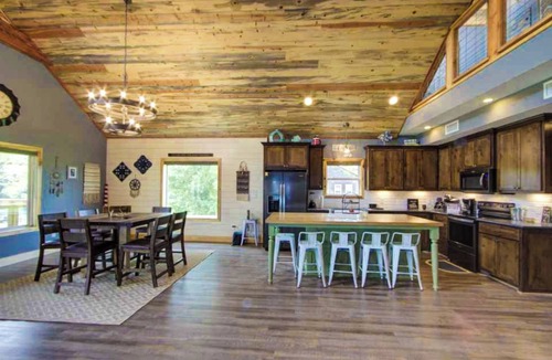 Glenwood Cabin | Dreamweaver on the Caddo!