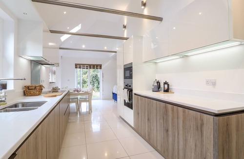 Bromley Common and Keston Cottage | Dreamwood Lodge