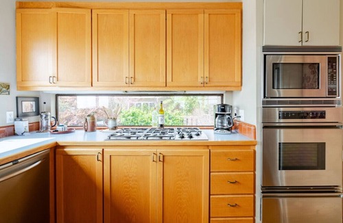 Buena Vista House | Dreamy 3 Story House w/Sunroom + City Skyline View